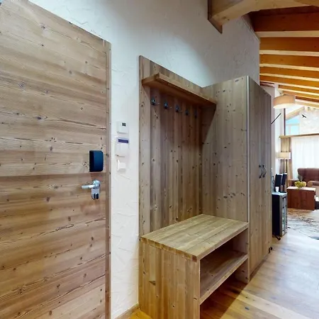 Izijasna & * Demänovská Dolina