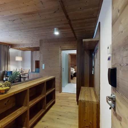 Apartment Izijasna &